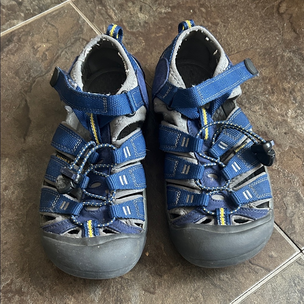 Keen sandals